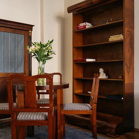 Native Falata 12 公寓 *